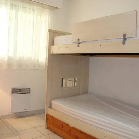 3 Pieces Avec Piscine, Proche Et Commerces - Villeneuve-loubet, Ideal Pour 4 Personnes - Fr-1-252a-40 Apartment